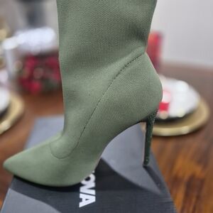 Fashion Nova Olive Heeled Boots